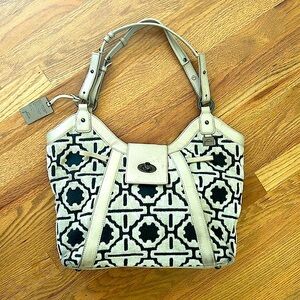 Petunia Pickle Bottom Troubadour Handbag with dust bag